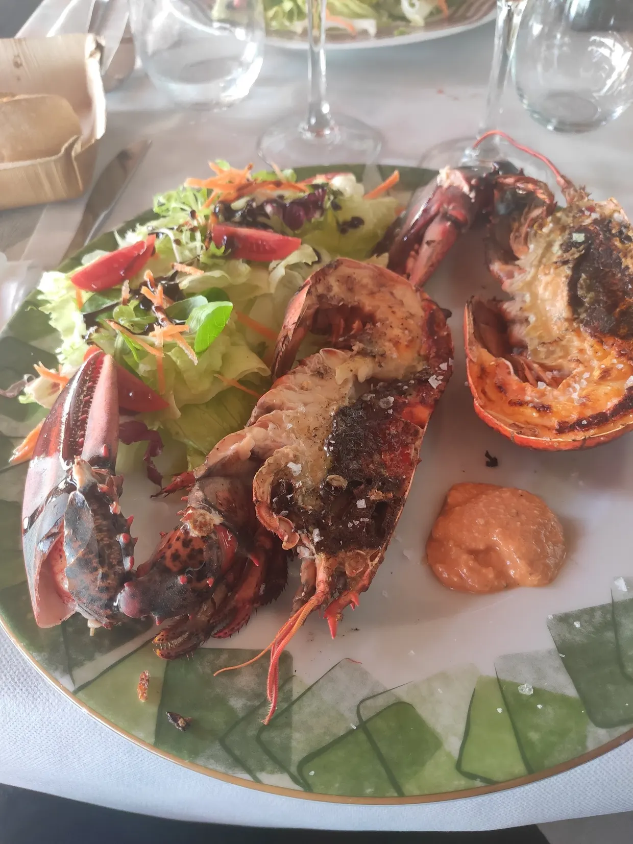 Safata de marisc per compartir al mig de la taula